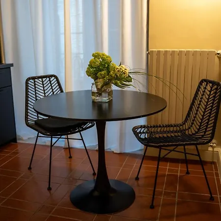 Casa Almika Principe Amedeo Guest house *