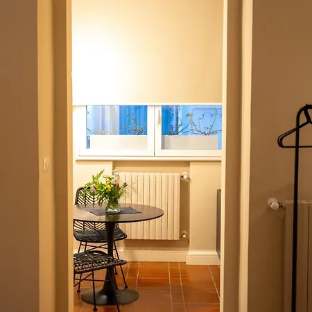 Casa Almika Principe Amedeo Guest house *