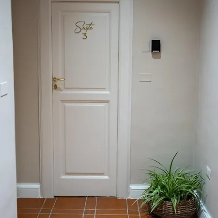 Casa Almika Principe Amedeo Pensión