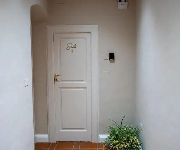 ゲストハウス Casa Almika Principe Amedeo バーリ