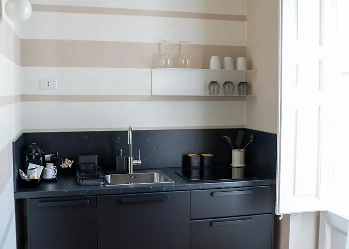 Casa Almika Principe Amedeo ゲストハウス 3*